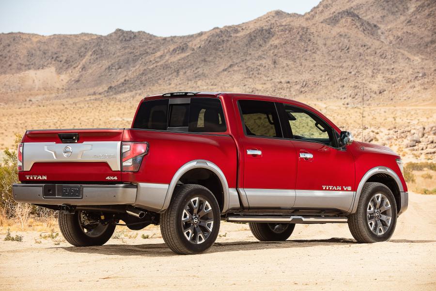  Nissan Titan Platinum Reserve Crew Cab 2019 года  (фото 33 из 35)